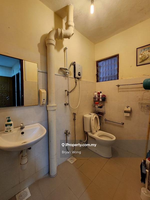 Rumah Teres 2-Tingkat untuk Dijual di Damansara Jaya, Petaling Jaya oleh Bryan Wong - iProperty.com.my