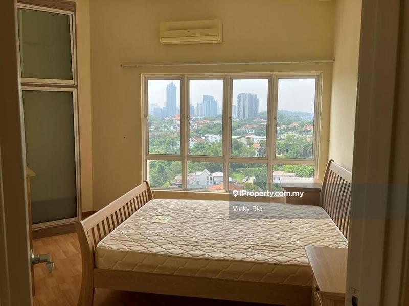 Residensi Servis untuk Dijual di Waldorf Tower oleh Vicky Rio - iProperty.com.my