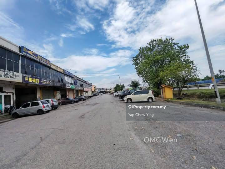 For Sale - Face Mainroad!! Taman Klang Utama , Klang 2 Storey Shoplot 24x100sqft - Hot Sale!!