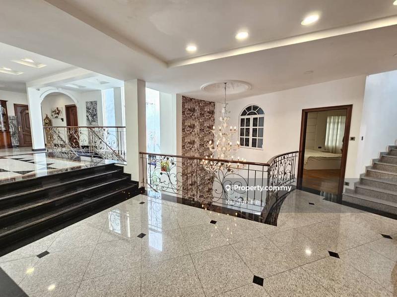 Bungalow House for Sale in Country Heights, Kajang by Kar Jun Hei - iProperty.com.my