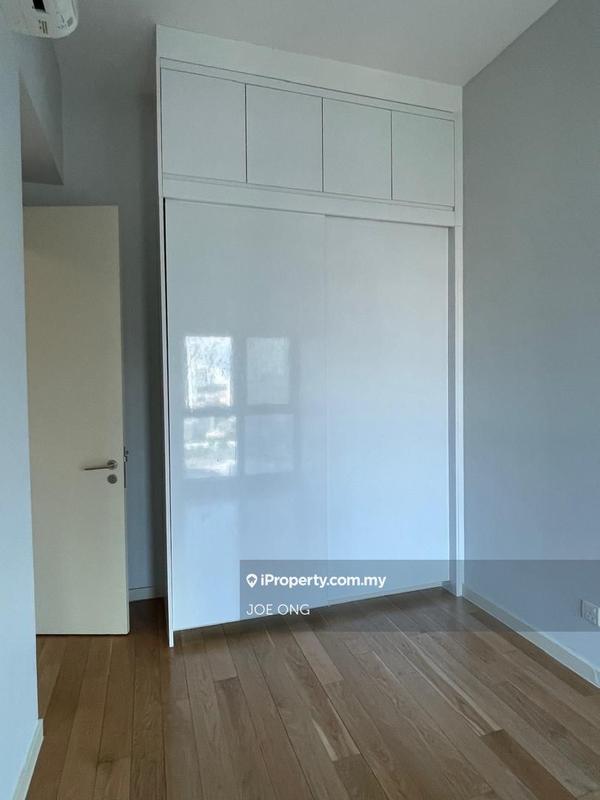 For Sale - Vogue Suites One