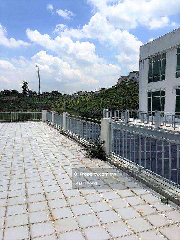 Shop / Office for Sale in Taman Equine, Seri Kembangan by Jess Chong - iProperty.com.my