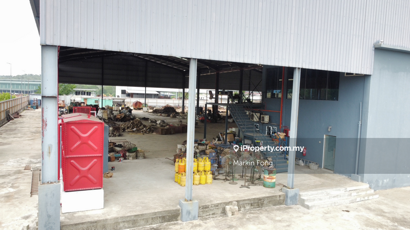 Gudang untuk Disewa di 𝑷𝒆𝒓𝒊𝒏𝒅𝒖𝒔𝒕𝒓𝒊 𝑫𝒂𝒎𝒂𝒏𝒔𝒂𝒓𝒂, Kuantan oleh Markin Fong - iProperty.com.my