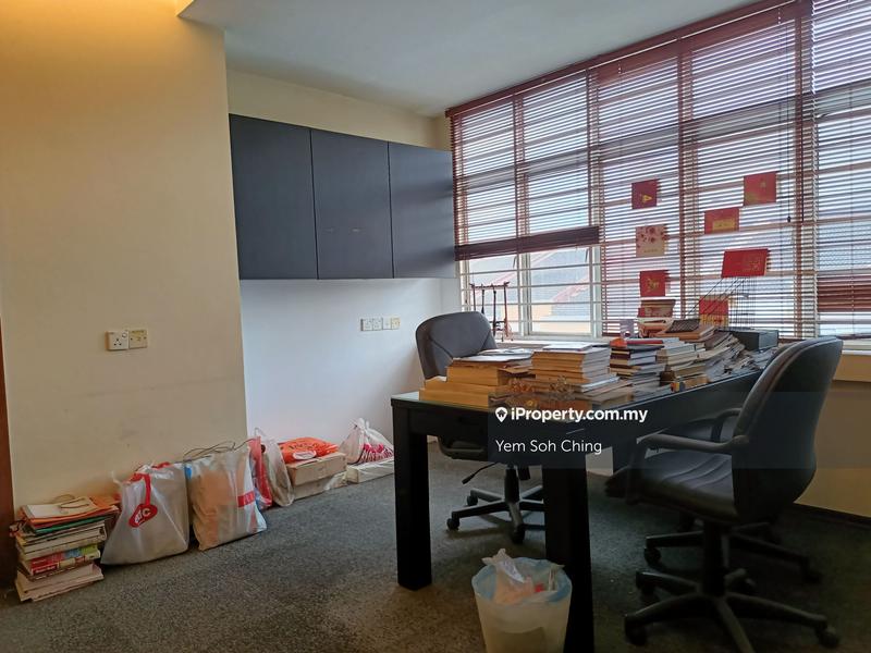 Shop / Office for Sale in Petaling Jaya, Selangor by Yem Soh Ching - iProperty.com.my