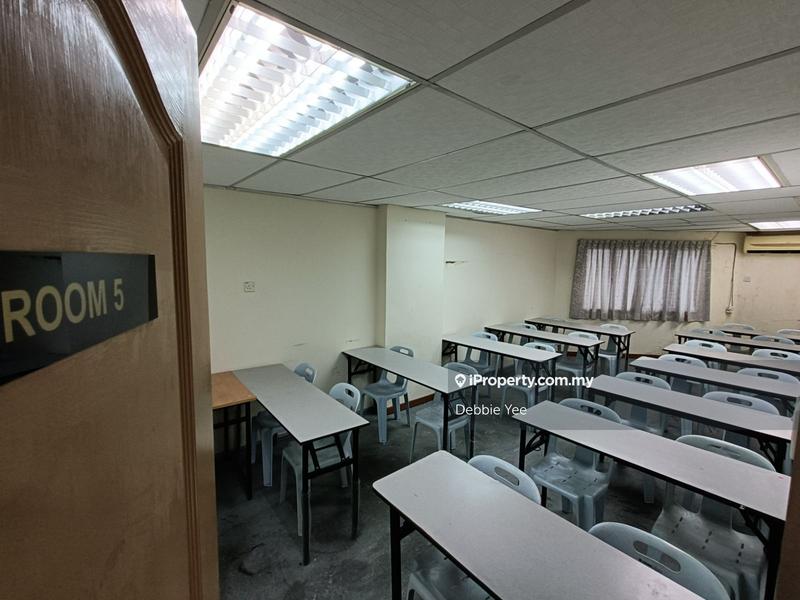 Shop-Office for Sale in yu27g, Ampang by Debbie Yee - iProperty.com.my