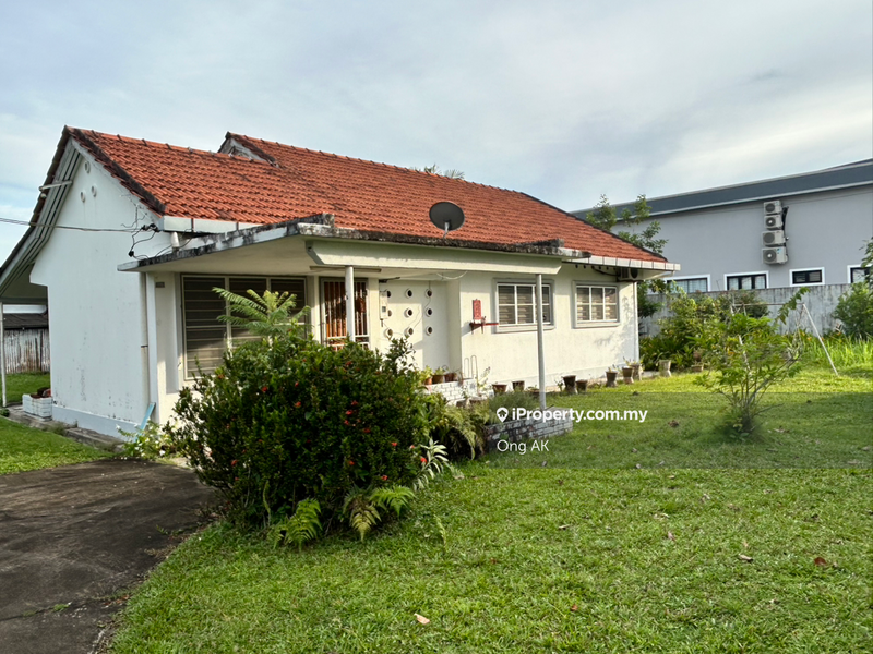 Bungalow House for Sale in Kampung Aulong, Taiping by Ong AK - iProperty.com.my