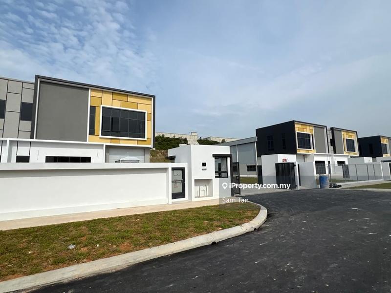 Kilang Berkembar untuk Disewa di Bandar Puncak Alam, Puncak Alam oleh Sam Tan - iProperty.com.my