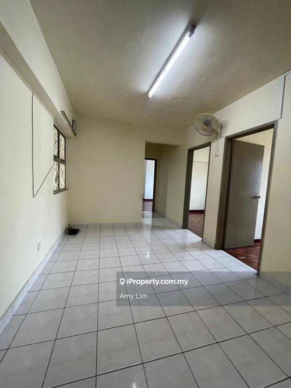 For Sale - Avenue Court