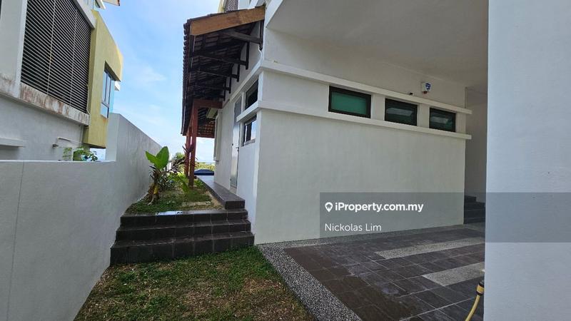Semi-Detached House for Rent in Bayu Ferringhi, Batu Feringghi by Nickolas Lim - iProperty.com.my