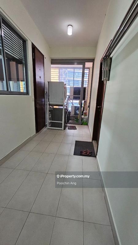 Condominium for Sale in Hampshire Residences by Poochin Ang - iProperty.com.my