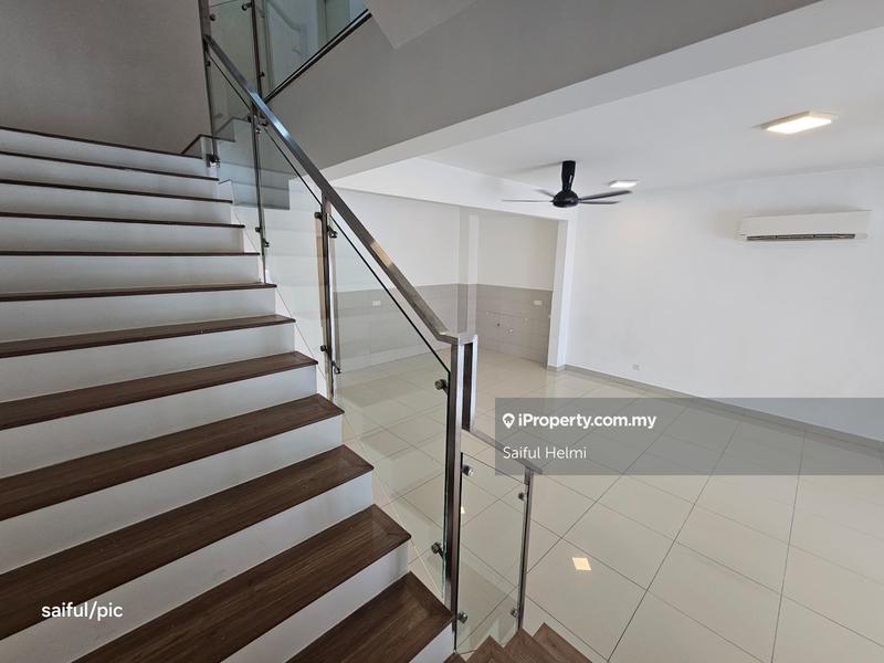 Rumah Teres 3-Tingkat untuk Dijual di Cyber 11, Cyberjaya oleh Saiful Helmi - iProperty.com.my