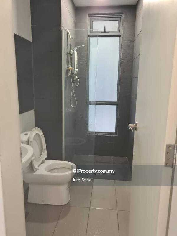 Kediaman Servis untuk Disewa di Utropolis Suites 2 oleh Ken Soon - iProperty.com.my