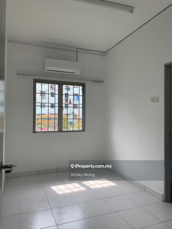 Pangsapuri untuk Disewa di Metro Villa oleh Vickky Wong - iProperty.com.my