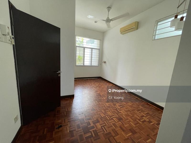 Bungalow House untuk Dijual di Taman Bukit Pantai, Bangsar oleh CF Yoong - iProperty.com.my