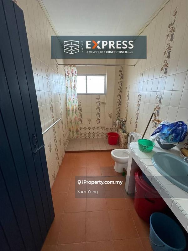 Semi-Detached House for Sale in Pujut, Miri by Sam Yong - iProperty.com.my