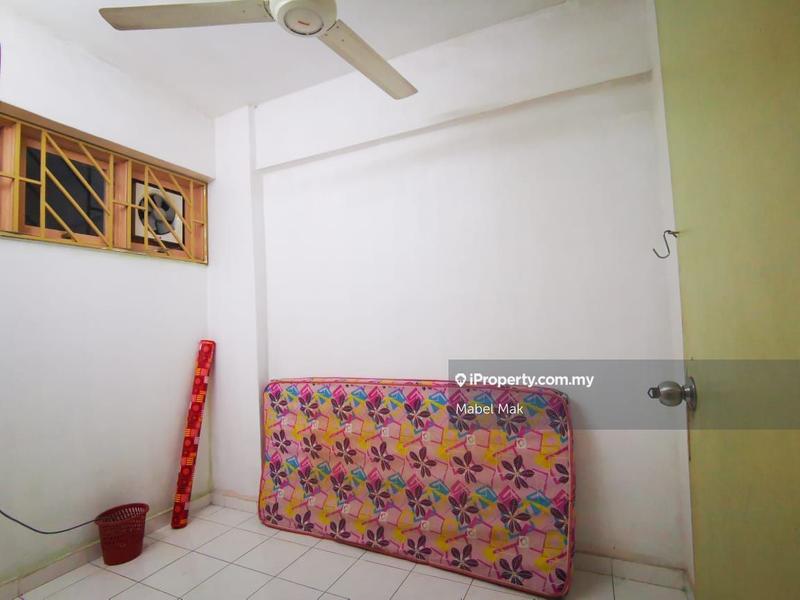 Condominium for Sale in Meadow Park 2 by Mabel Mak - iProperty.com.my
