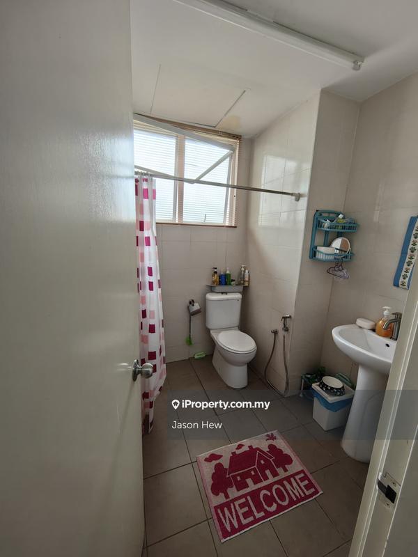 Service Residence for Sale in Subang Olives Residence by Jason Hew - iProperty.com.my