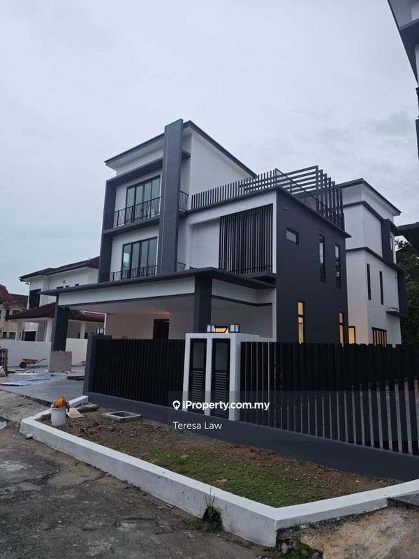 Bungalow House untuk Dijual di Taman Equine, Seri Kembangan oleh Teresa Law - iProperty.com.my