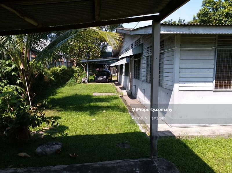Banglo Tanah untuk Dijual di xp5xq, Ampang oleh Akmal N Hartanah - iProperty.com.my