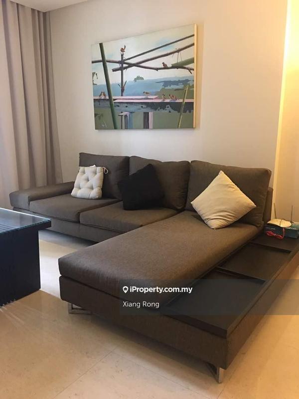 For Sale - 6 CapSquare