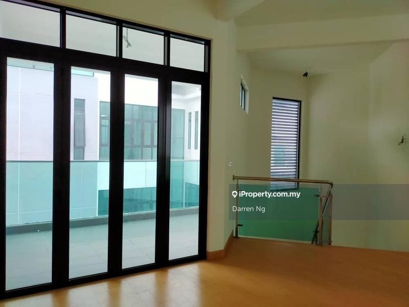Semi-Detached House untuk Dijual di Putra Heights, Subang Jaya oleh Darren Ng - iProperty.com.my