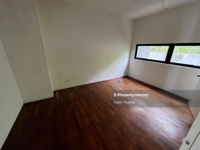 3-storey Terraced House for Sale in Blu Constellation, Seri Kembangan by Fadzli Realtor - iProperty.com.my
