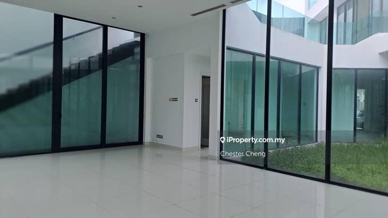 Bungalow House for Sale in Subang Heights, Subang Jaya by Chester Cheng - iProperty.com.my