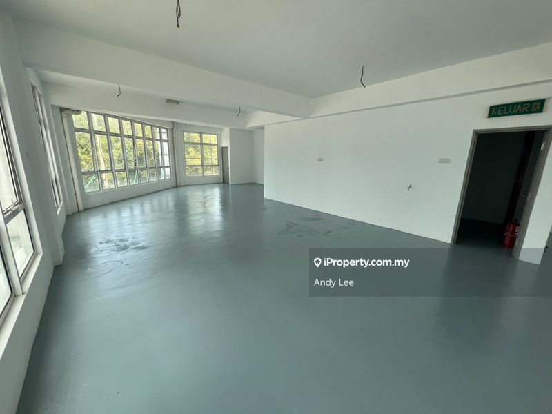 Shop / Office untuk Disewa di Taman Cahaya Alam, Shah Alam oleh Andy Lee - iProperty.com.my