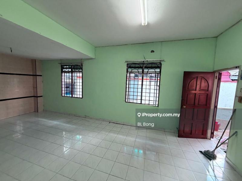 2-storey Terraced House for Sale in Taman Cheng Perdana, Cheng by BL Bong - iProperty.com.my