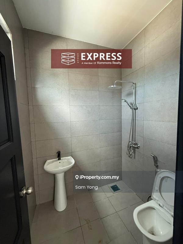 Semi-Detached House for Sale in Airport, Miri by Sam Yong - Bathroom - iProperty.com.my