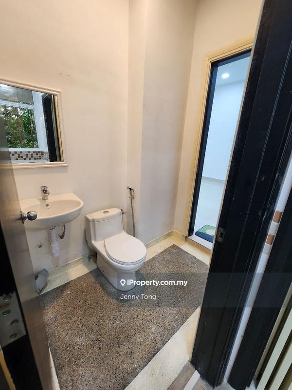 2.5-storey Terraced House for Sale in Valencia, Sungai Buloh by Jenny Tong - iProperty.com.my