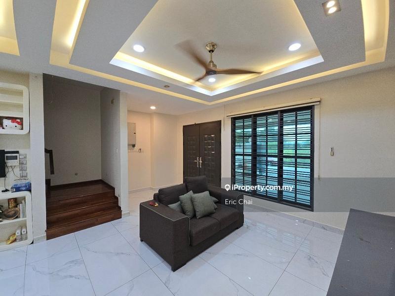 Rumah Berangkai 2 Tingkat untuk Dijual di Kampung Pulau Meranti, Puchong oleh Eric Chai - iProperty.com.my