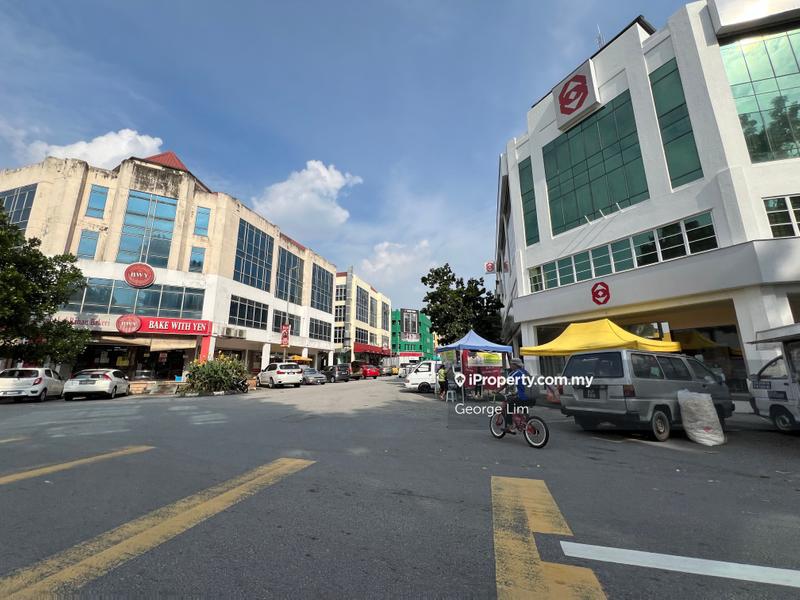 Shop for Rent in Bandar Puteri Puchong, Puchong by George Lim - iProperty.com.my
