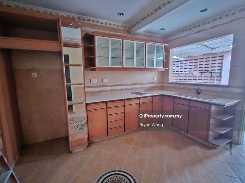 Rumah Berkembar untuk Dijual di SS 21, Damansara Utama, Petaling Jaya oleh Bryan Wong - iProperty.com.my