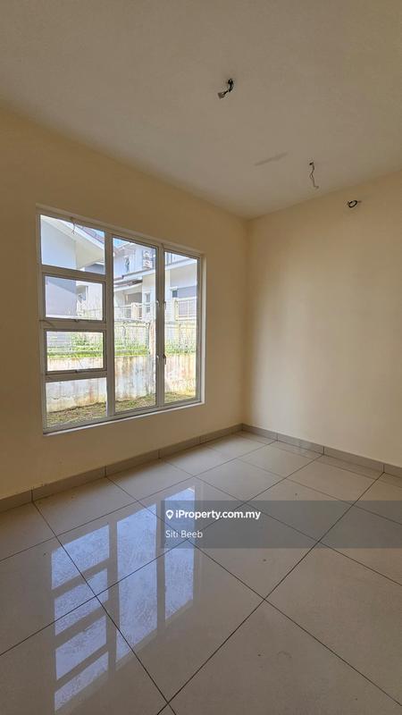 Rumah Berkembar untuk Dijual di Bukit Bandaraya, Shah Alam oleh Siti Beeb - iProperty.com.my