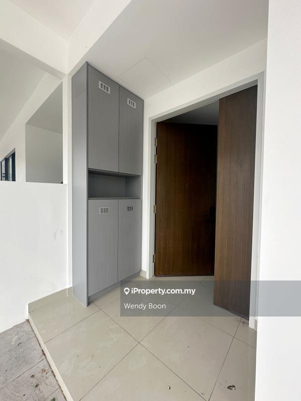 2-storey Terraced House for Sale in Sejati Lakeside, Cyberjaya, Cyberjaya by Wendy Boon - iProperty.com.my