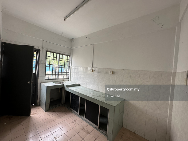 2-storey Terraced House for Sale in Taman Perindustrian Berjaya, Shah Alam by Luke Lee - iProperty.com.my