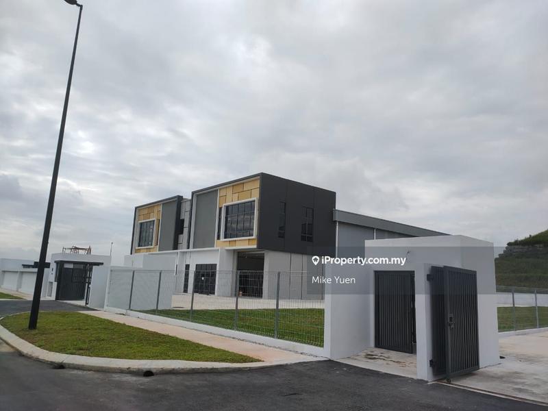 Warehouse for Rent in Bandar Puncak Alam, Puncak Alam by Mike Yuen - iProperty.com.my