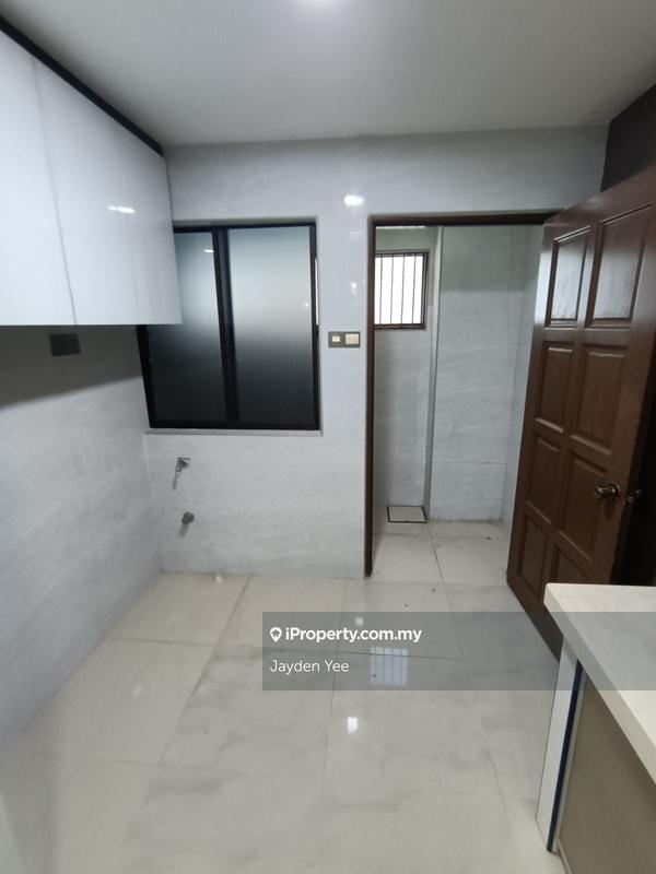 Semi-Detached House for Sale in Taman Overseas Union (Taman Oug), Jalan Klang Lama (Old Klang Road) by Jayden Yee - iProperty.com.my