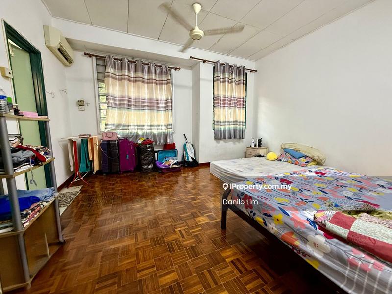 Rumah Berangkai 2 Tingkat untuk Dijual di Alam Damai, Cheras oleh Danilo Lim - Bedroom - iProperty.com.my