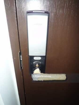 Apartment for Sale in Molek Pine 3 by Mindy Heng - iProperty.com.my