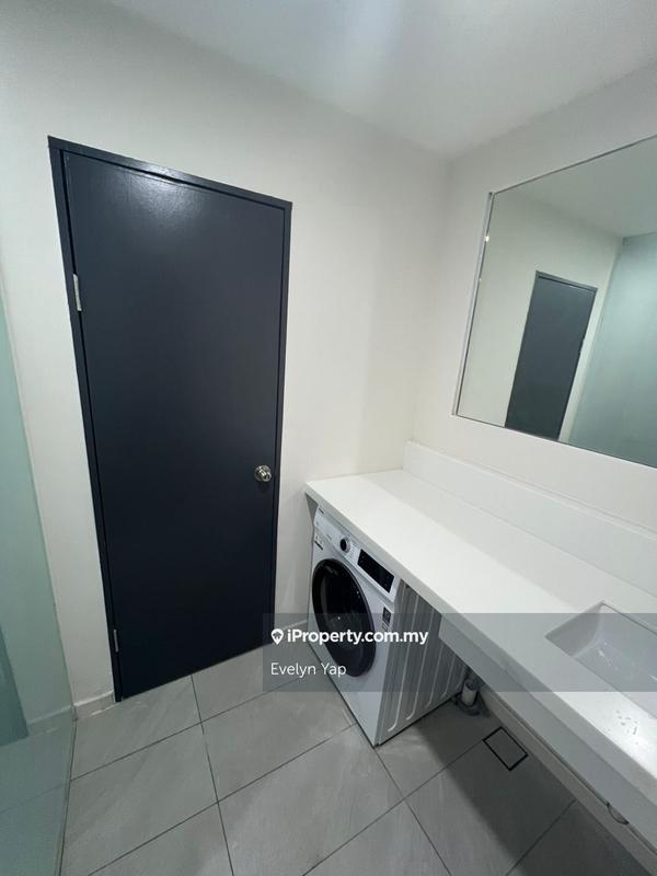 For Rent - Emerald 9