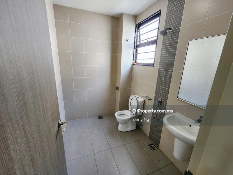 Rumah Berangkai 2 Tingkat untuk Dijual di Bandar Bukit Raja, Klang oleh Shiny Ng - iProperty.com.my