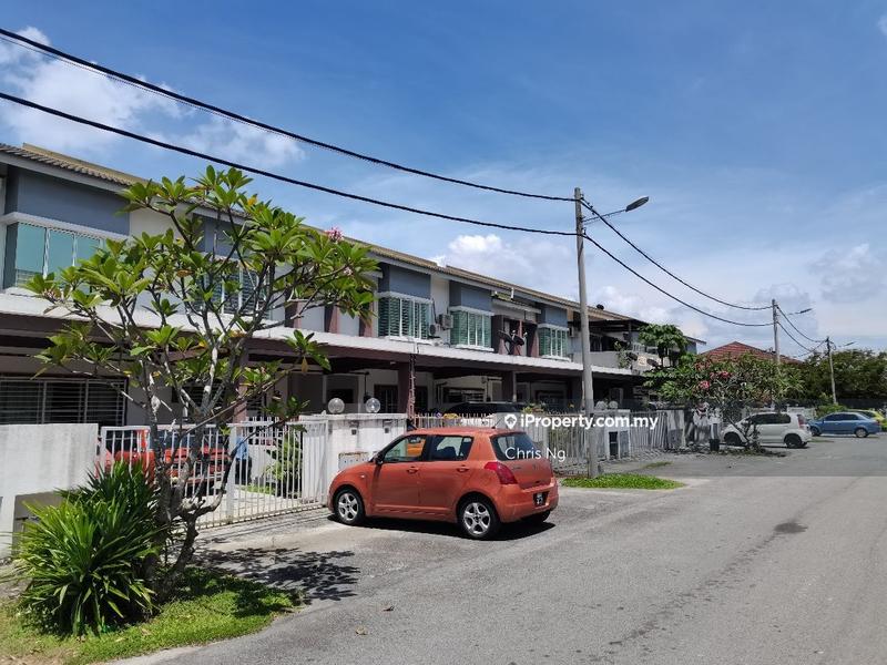 Rumah Teres 2-Tingkat untuk Dijual di Taman Emas, Dengkil oleh Chris Ng - iProperty.com.my