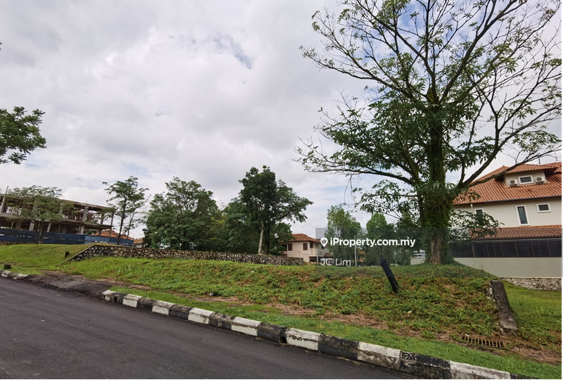 Banglo Tanah untuk Dijual di Bukit Suria Garden Village, Kajang oleh JC Lim - iProperty.com.my