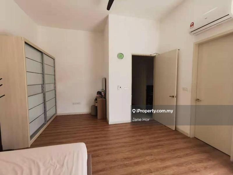Townhouse for Sale in 16 Sierra, Puchong by Jane Hor - iProperty.com.my