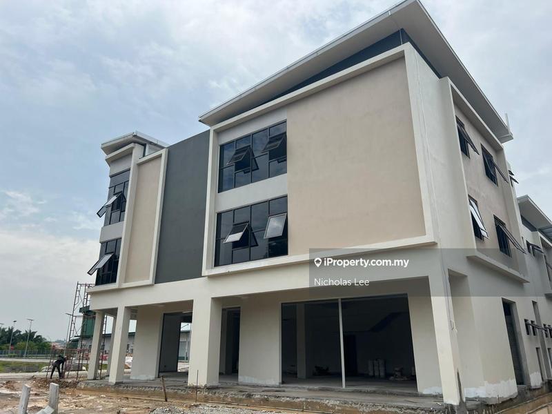 Shop for Sale in Taman Kundang Jaya, Rawang by Nicholas Lee - iProperty.com.my
