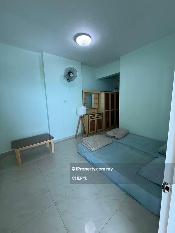 Condominium for Sale in Sea Range Tower by CHERYL - Bedroom - iProperty.com.my
