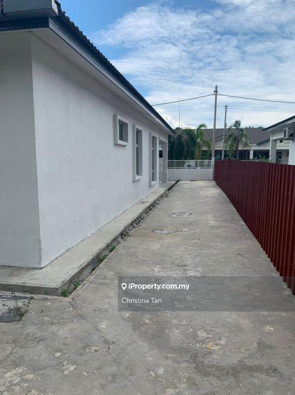Semi-Detached House for Sale in Tanjong Minyak, Melaka by Christina Tan - iProperty.com.my