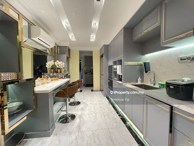 Service Residence for Sale in Regalia Residence by Terrence Yip - iProperty.com.my